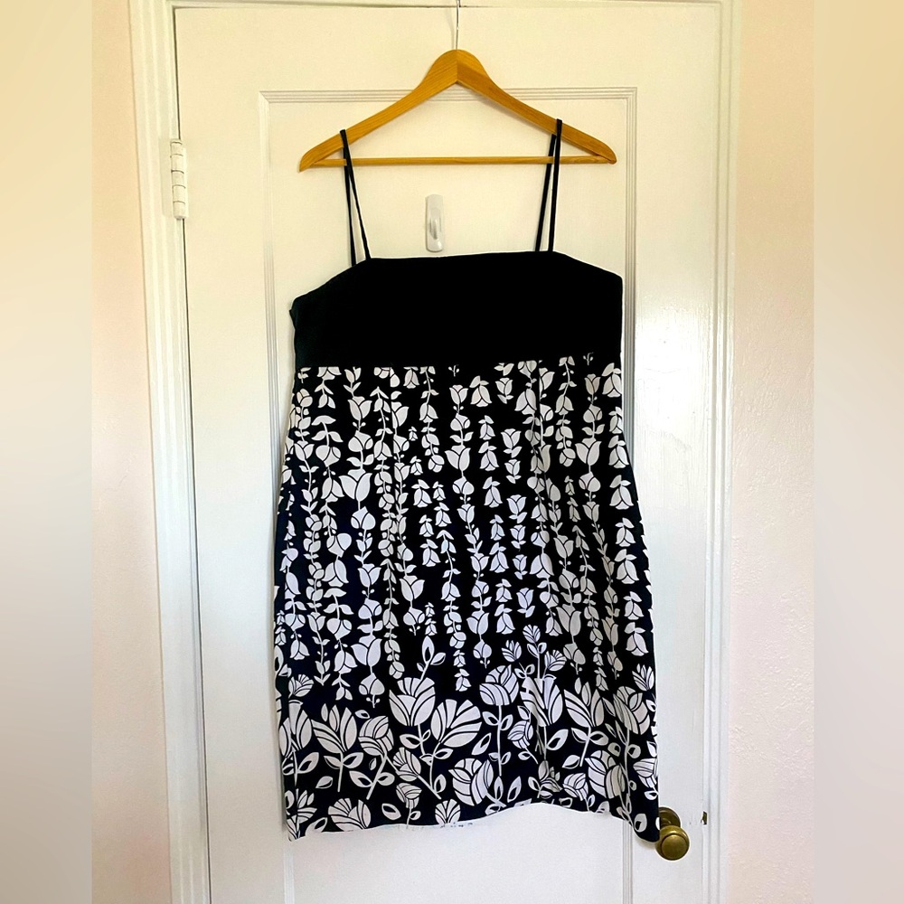 AGB Dress Bold black and white floral print spaghetti strap dress